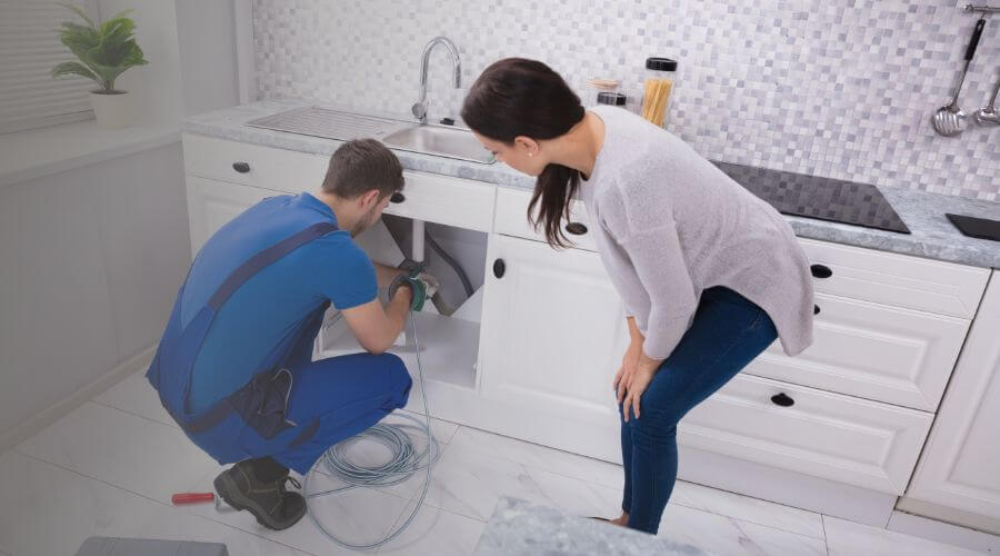 Expert burst pipe repair services in Braddock, ND